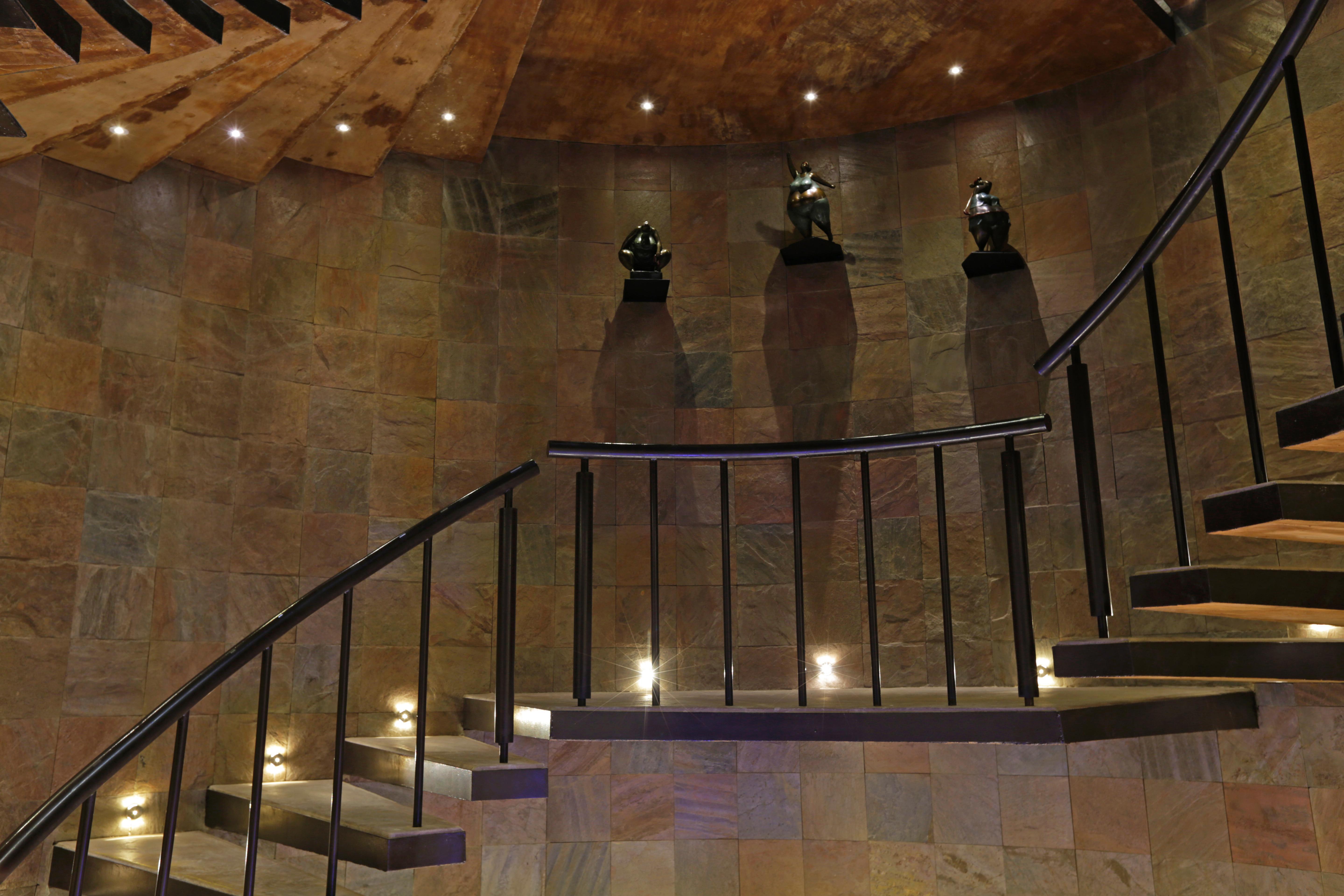 Hosteria Las Quintas Hotel Restaurante Bar Куернавака Екстер'єр фото Stairway to the gallery