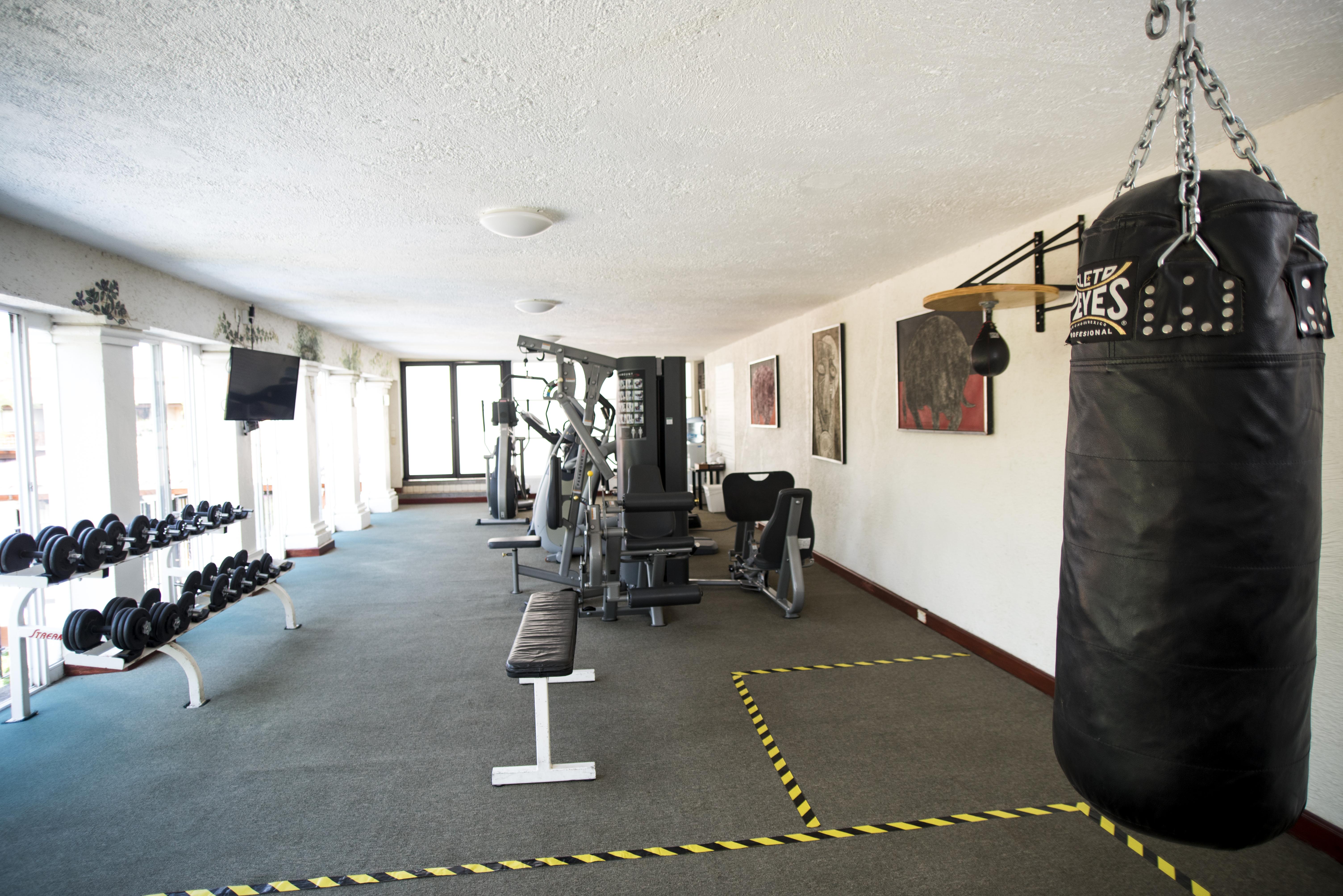 Hosteria Las Quintas Hotel Restaurante Bar Куернавака Екстер'єр фото The gym at the hotel