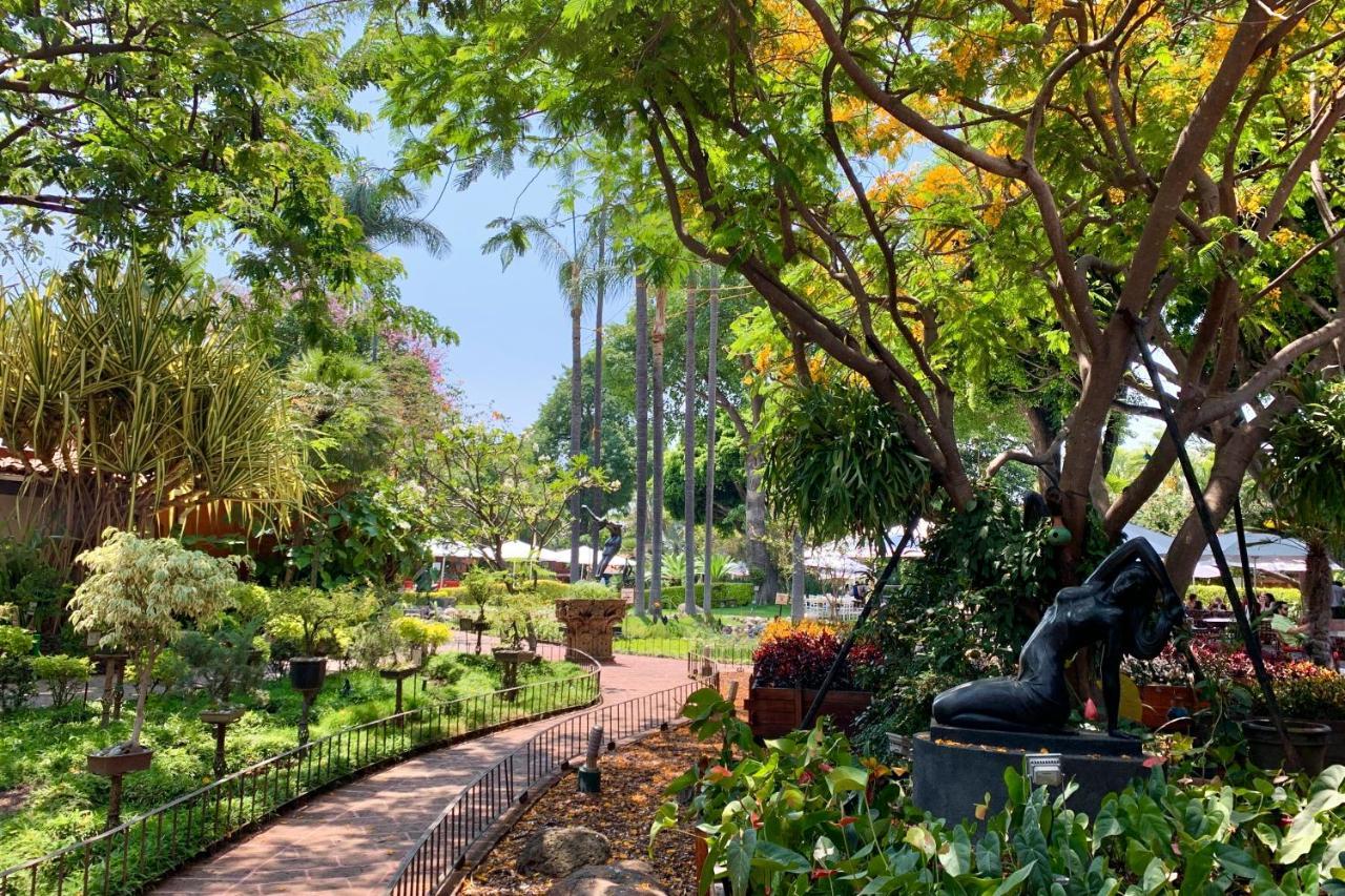 Hosteria Las Quintas Hotel Restaurante Bar Куернавака Екстер'єр фото The Gardens of the Museum of the City of Rio de Janeiro