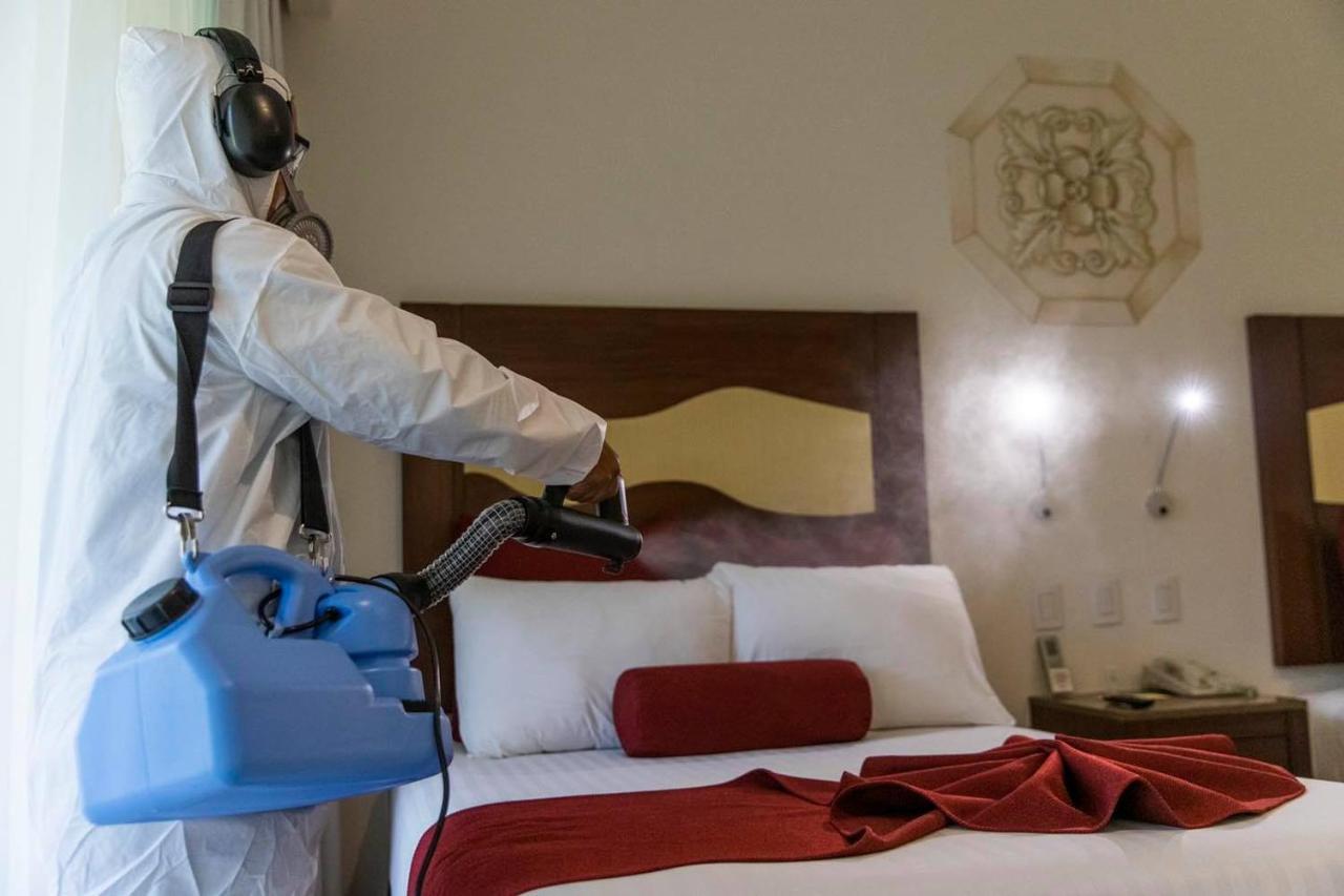 Hosteria Las Quintas Hotel Restaurante Bar Куернавака Екстер'єр фото Disinfection of a hotel room